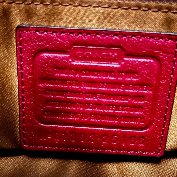 Coach Madison Madeline East West Berry Red Leather bag - Picture 5 of 8